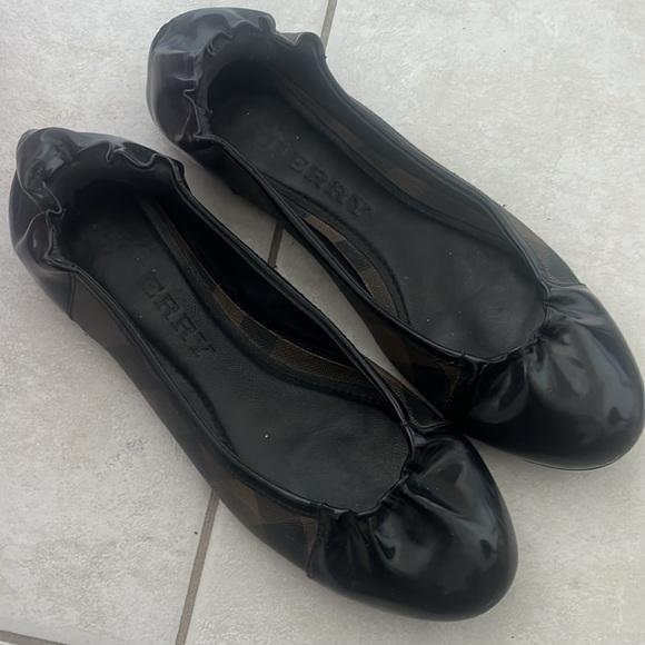 Burberry Ballerinas - Picture 6 of 6